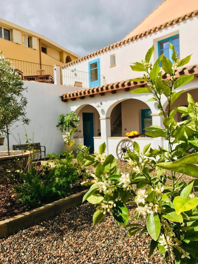 Bed and Breakfast Centu Concas Muravera Exterior foto